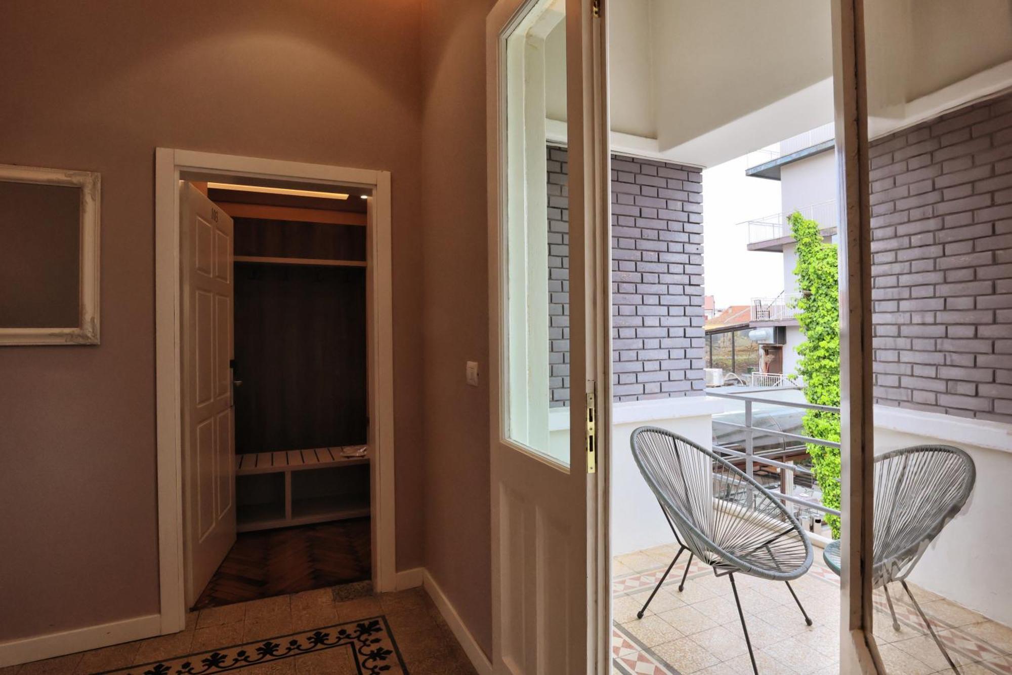 Vila Casablanca - Boutique Hotel & Restaurant Shkoder Bagian luar foto