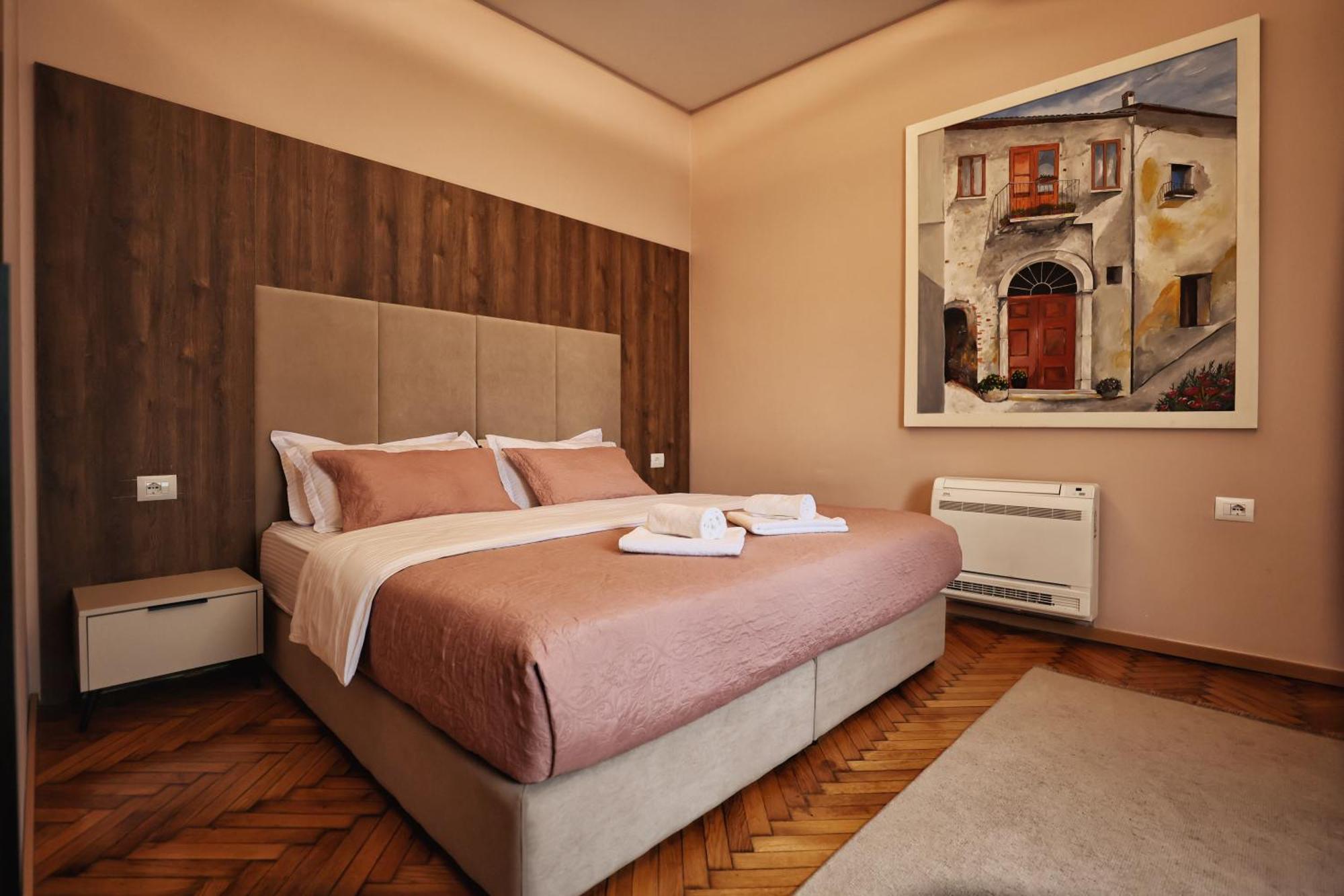 Vila Casablanca - Boutique Hotel & Restaurant Shkoder Bagian luar foto