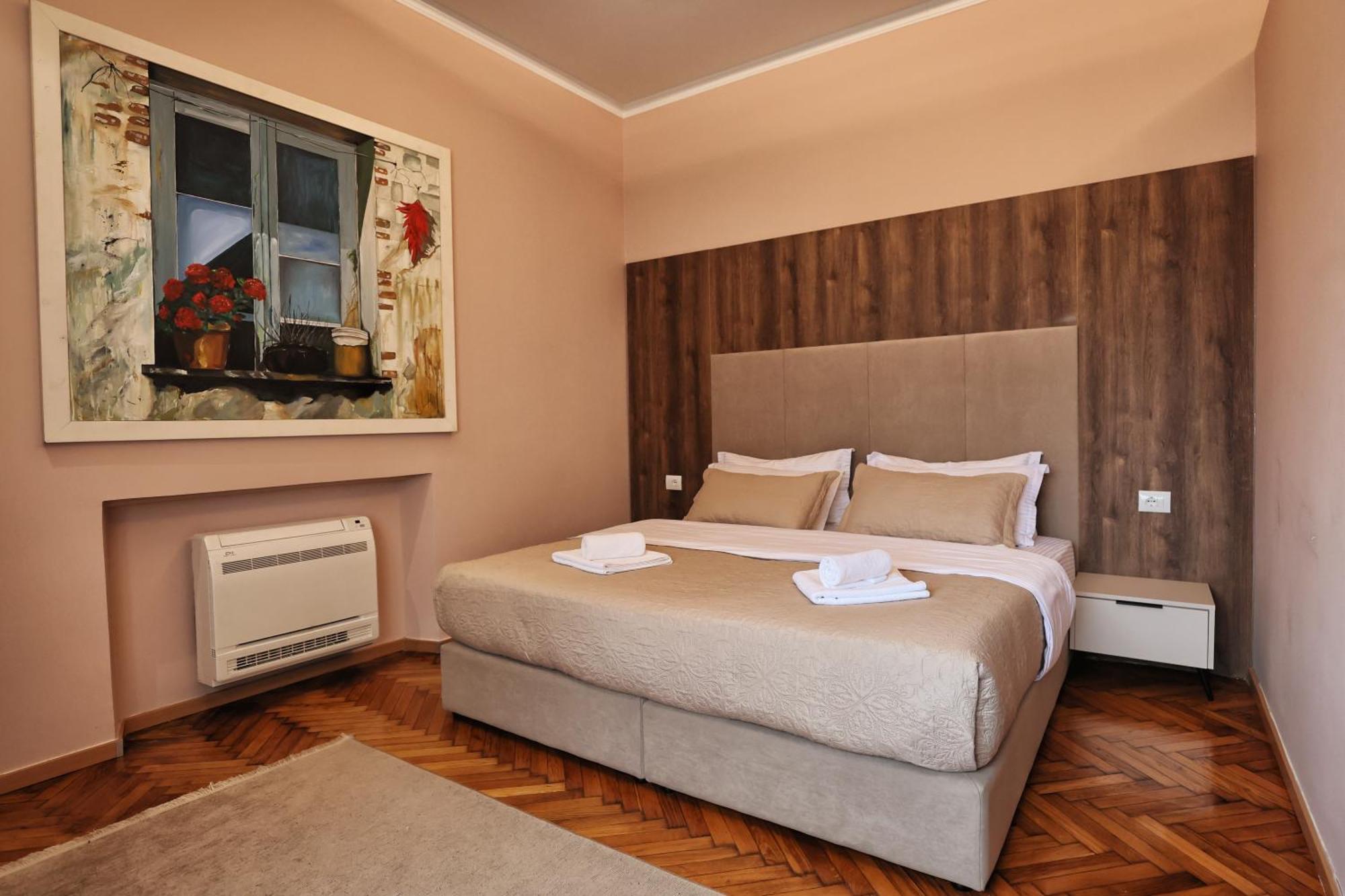 Vila Casablanca - Boutique Hotel & Restaurant Shkoder Bagian luar foto